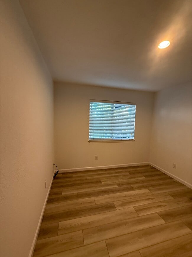 Building Photo - 1 Canton Dr