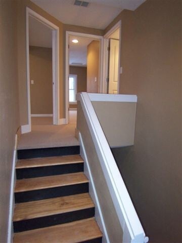 Building Photo - 704 Bay Shore Dr