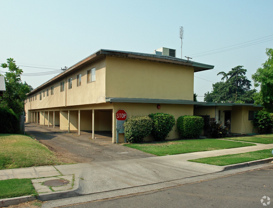 Building Photo - Wishon Garden Apartments