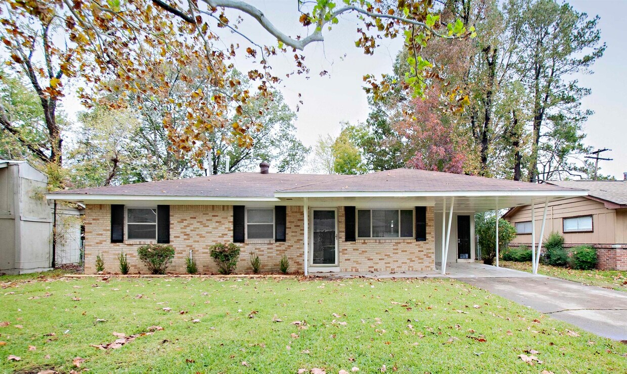 Foto principal - 7304 Dahlia Dr