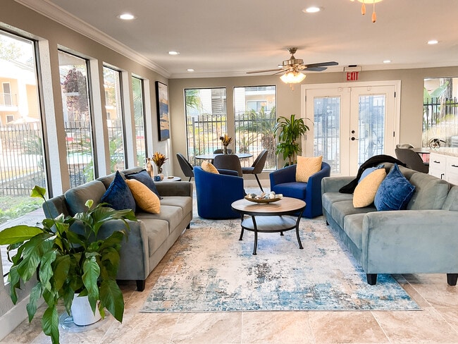 Clubroom - Treehouse Apartments