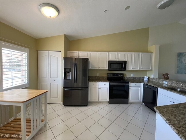 Building Photo - 9009 Michael Cir