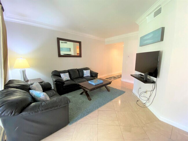 Foto del edificio - Beautiful Fully Furnished 1 bedroom just b...