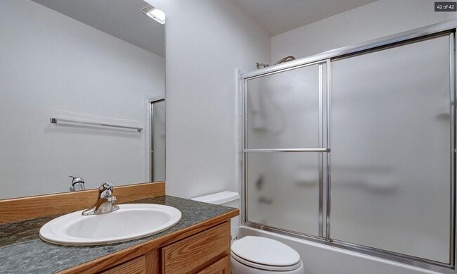 Building Photo - 2624 Brookstone Loop