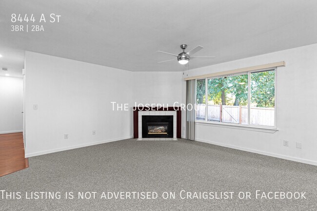 Building Photo - Charming 3BD/2BA Home in Tacoma
