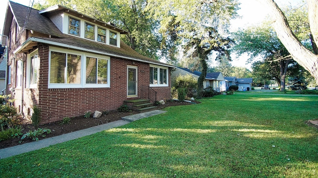 37180 Lakeshore Blvd, Eastlake, OH 44095 House Rental in Eastlake, OH