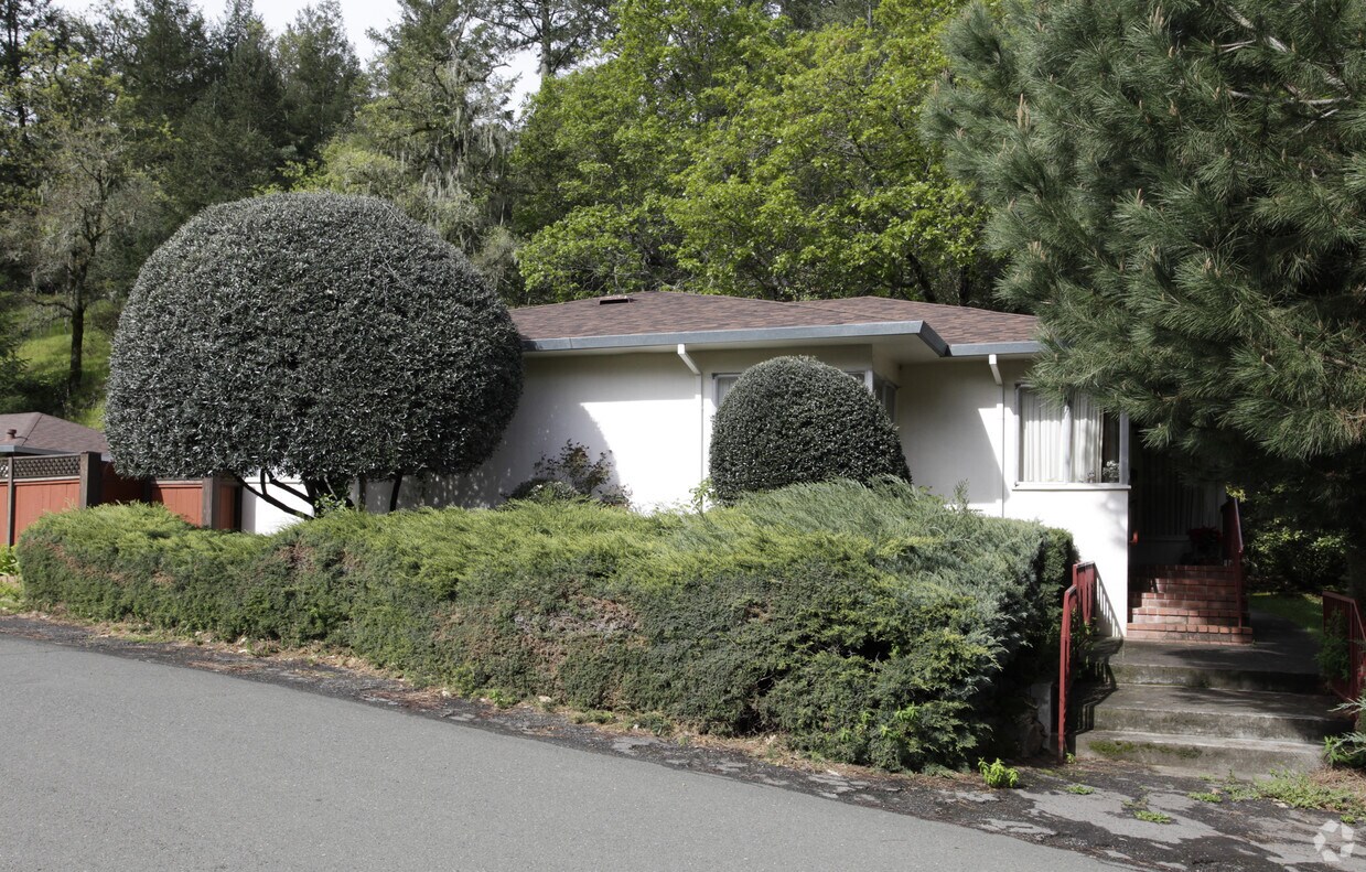 Building Photo - 1815 Foothill Blvd
