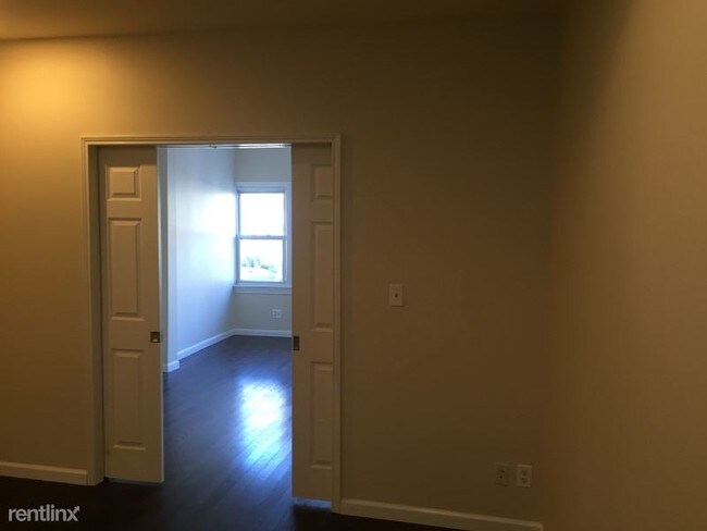 Building Photo - 7139 68th Pl