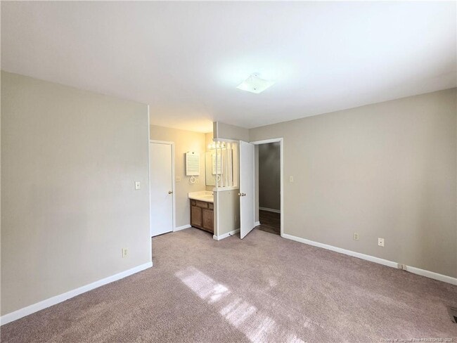 Foto del edificio - 1179 Butterwood Cir