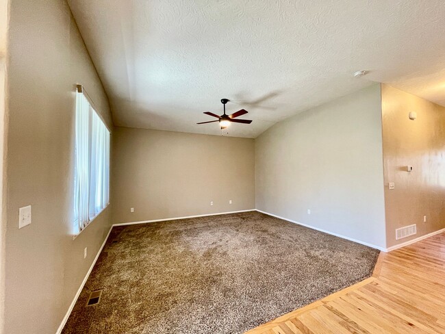 Building Photo - 819 Mt Sneffels Ave