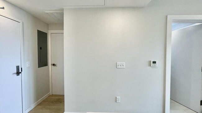 Building Photo - 476 Enterprise Blvd