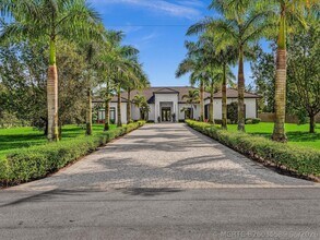 Building Photo - 6122 SW 173rd Way