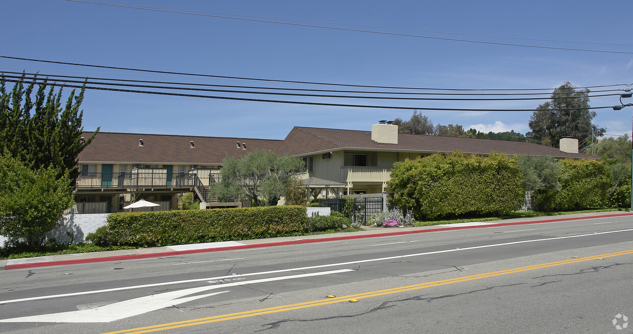 Primary Photo - 660 Moraga Rd