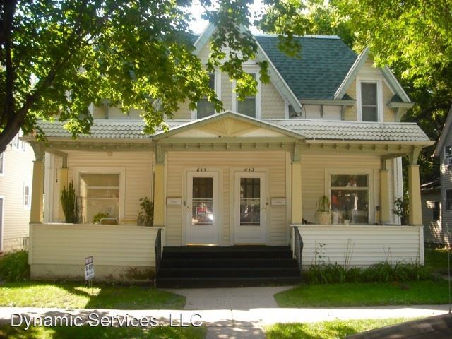Primary Photo - 813-815 S Summit Ave