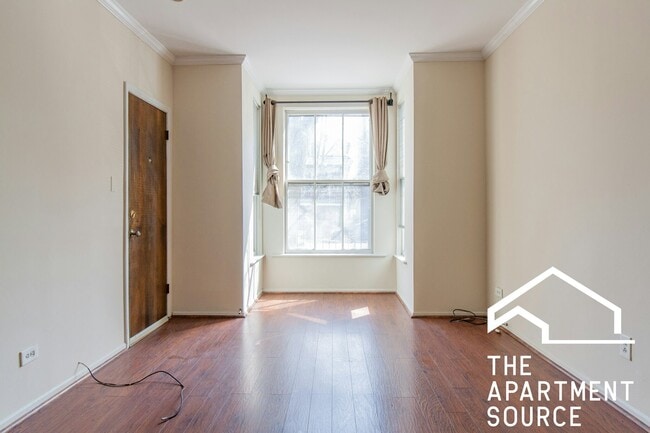 Photo - 3036 N Seminary Ave Apartment