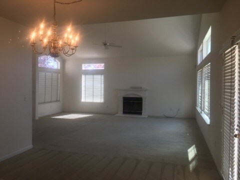 Building Photo - 4415 W Morris Ave