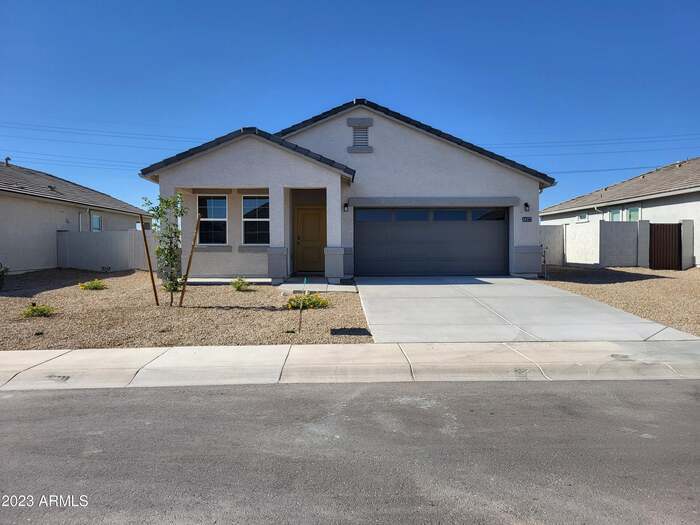 Primary Photo - Spacious 4 Beds, 2 Baths home in Estrella ...