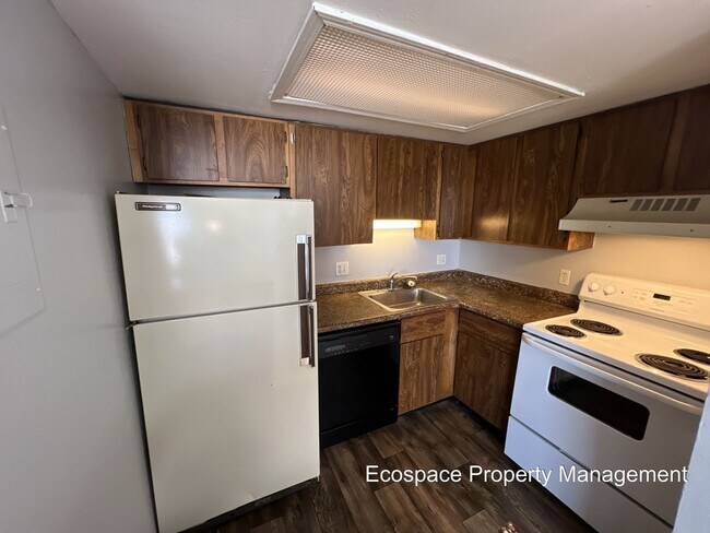 Foto del edificio - 1 bedroom Condo in Windcreek Available NOW