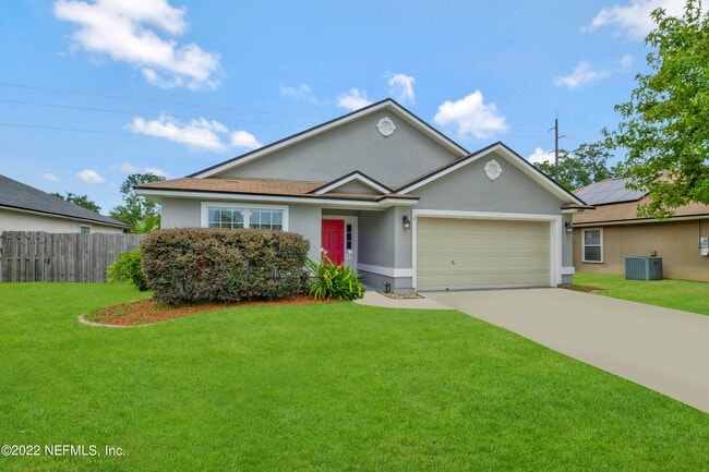 Building Photo - 1800 Northglen Cir