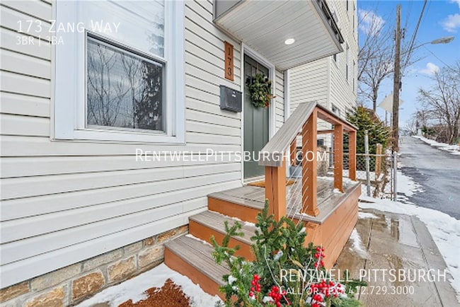 Building Photo - 173 Zang Way