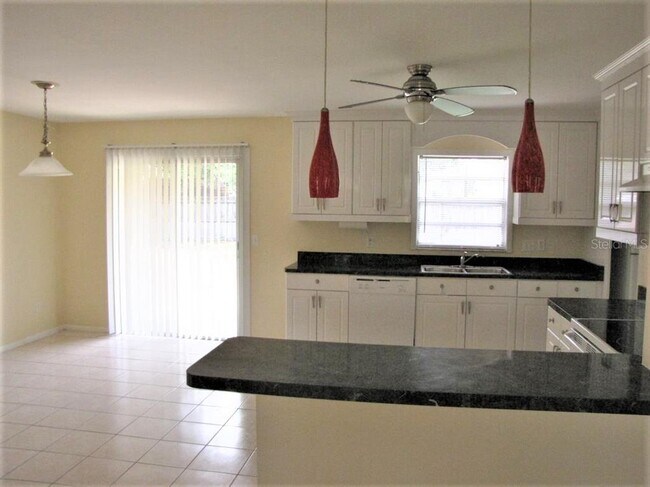 Foto del edificio - 2221 Riverside Park Rd