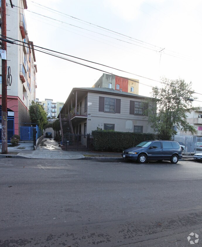 Primary Photo - 428 Witmer St