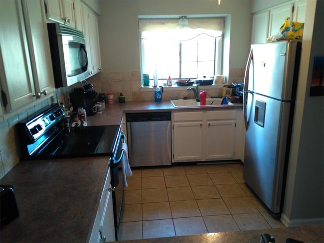 Building Photo - 4301 Wimbledon Dr