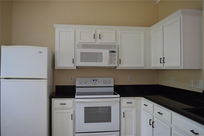 Foto del edificio - 1714 Fox Glen Ct