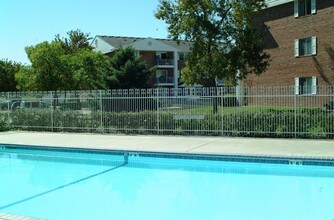 Colonial Heights Rentals - Lincoln, NE | Apartments.com
