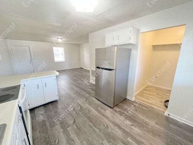 Foto del edificio - 3570 Valley View Hwy