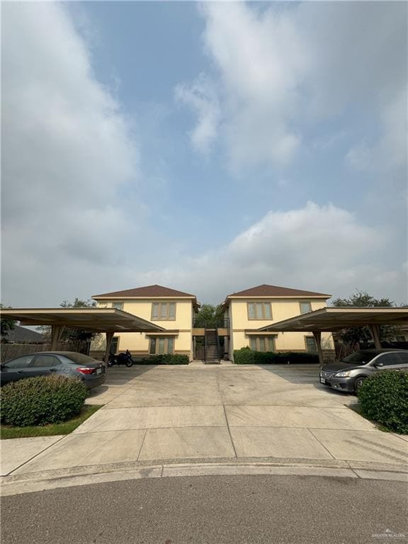 2001 Garden Ridge Dr Unit 1, Edinburg, TX 78541 Room for Rent in