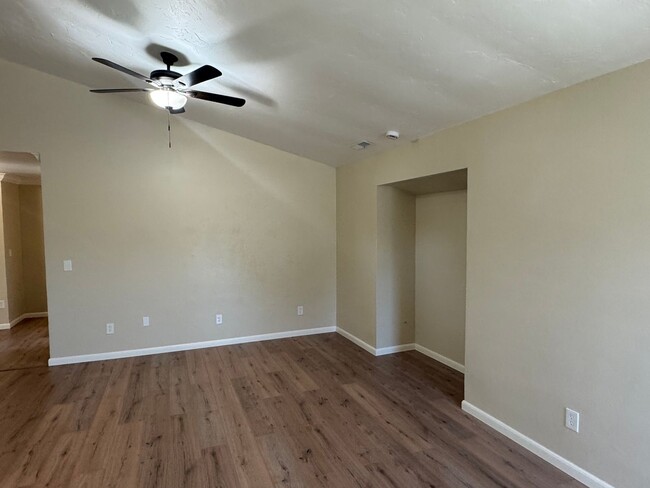Building Photo - 4700 3rd St