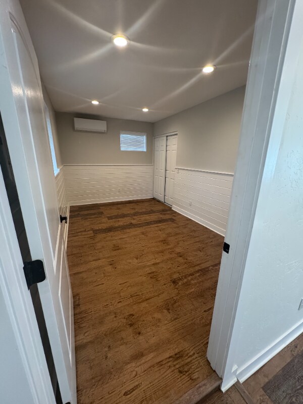 Foto del edificio - 1208 Little Oaks Ln