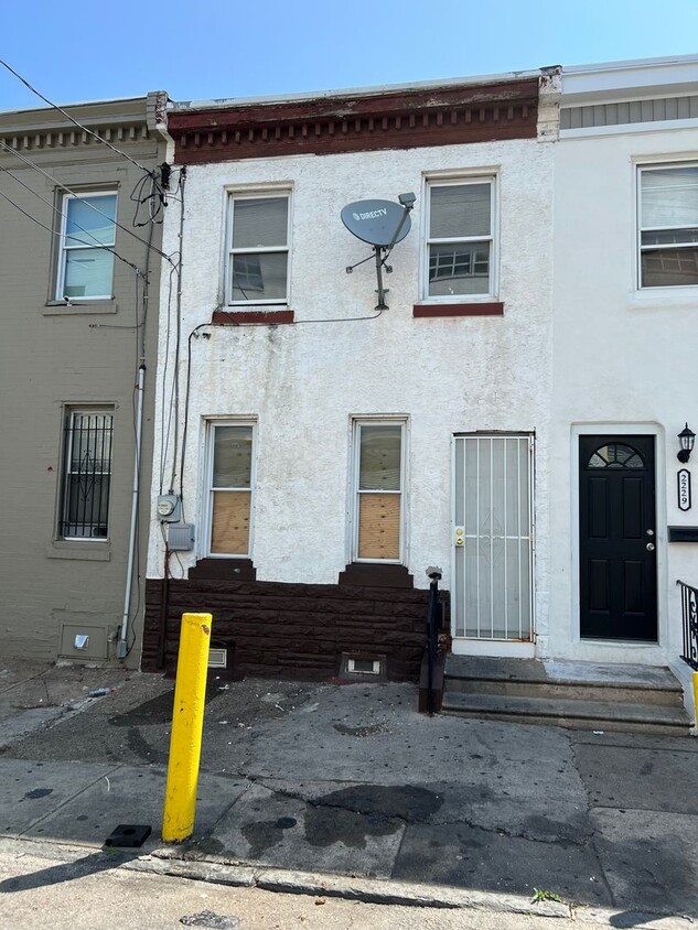 Primary Photo - Adorable street in Kensington/Port Richman