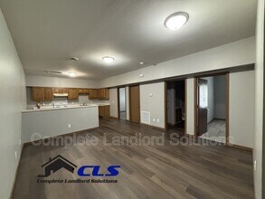 Building Photo - 1400 North Ave