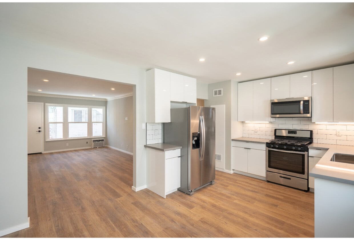 Foto principal - 208 S Harvard Blvd