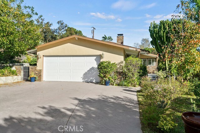 Building Photo - 12871 Via Aventura