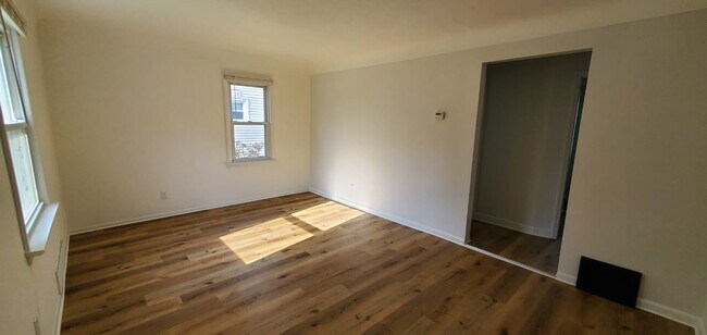 Foto del edificio - 5171 Dewey Rd