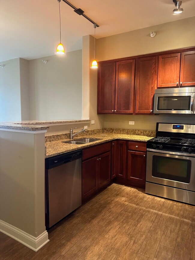 1 Itasca Pl Unit TWO BEDS, Itasca, IL 60143 Condo for Rent in Itasca