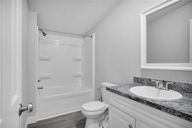 Building Photo - 10526 Bay Hills Cir