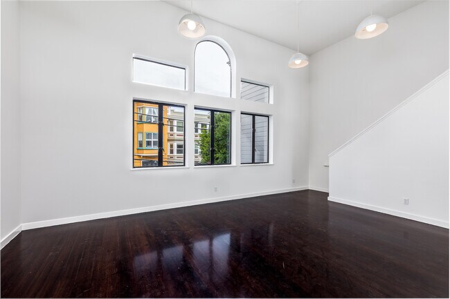 Building Photo - 22 Rausch St