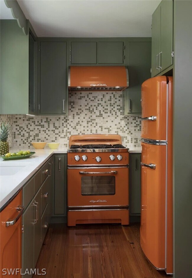 Foto del edificio - 92 10th Ave S