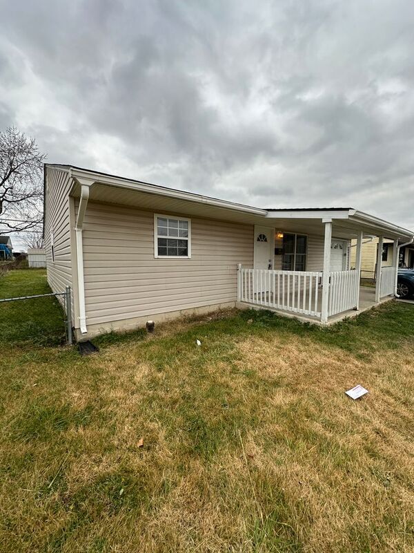 Building Photo - 2866 Hillgate Rd