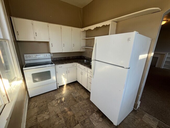 Foto del edificio - 325 2nd St NW