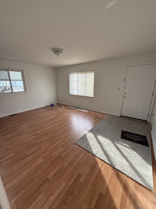 Foto del edificio - 241 Dakota St