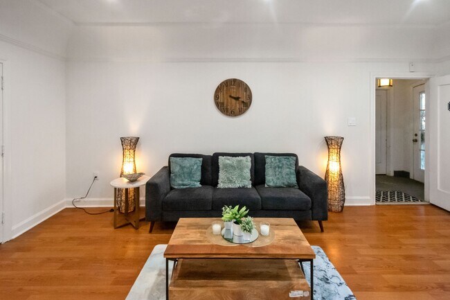 Foto del edificio - 1296 S Citrus Ave