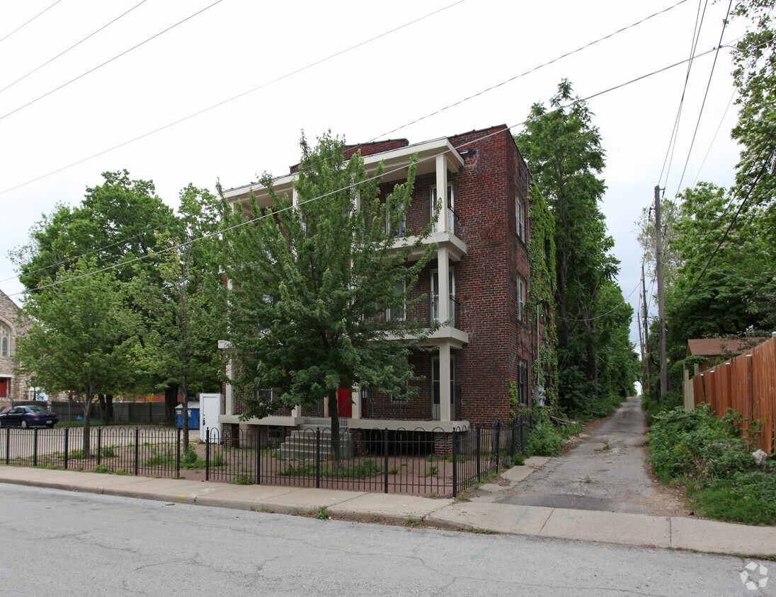 Foto del edificio - 706 E 30th St