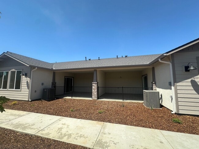 Foto del edificio - Wood Ranch Duplex 519