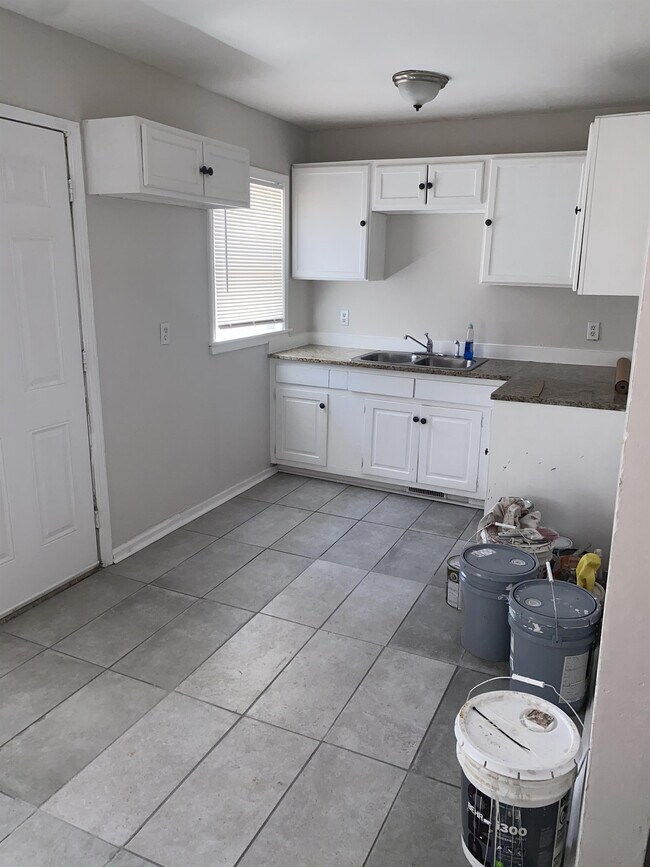 Foto del edificio - 2360 Locust Ln SE