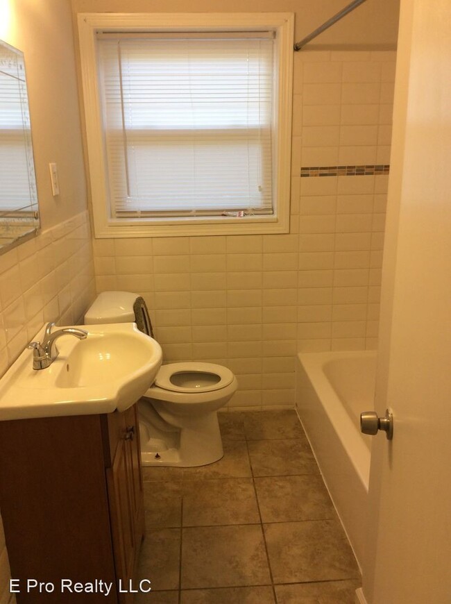 Building Photo - 6 br, 3 bath House - 2797 Benjamin E Mays ...
